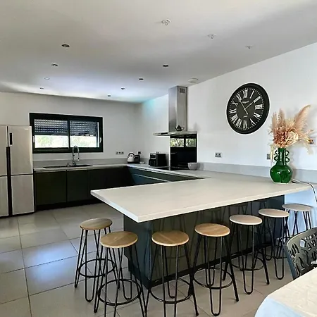 Casanota De 200m2 Avec Piscine Privee *