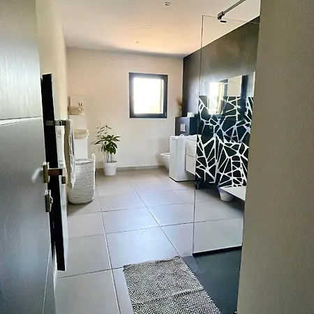 Casanota De 200m2 Avec Piscine Privee פורטו-וישיו