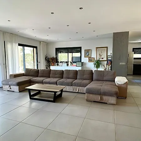 Casanota De 200m2 Avec Piscine Privee * Порто-Веккьо