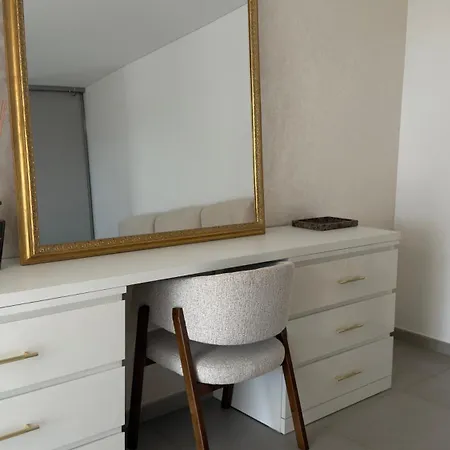 Casanota De 200m2 Avec Piscine Privée Villa *