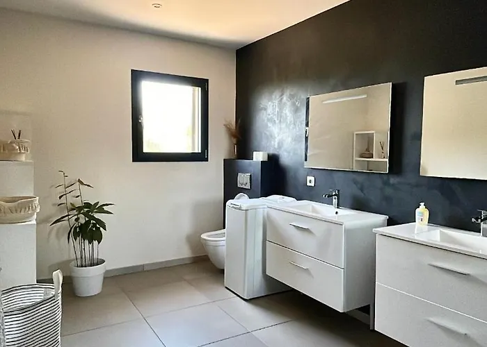 ヴィラ Casanota De 200m2 Avec Piscine Privee *