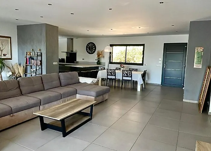 Casanota De 200m2 Avec Piscine Privee ヴィラ ポルトヴェッキオ