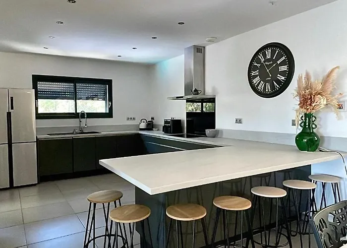 Casanota De 200m2 Avec Piscine Privee *